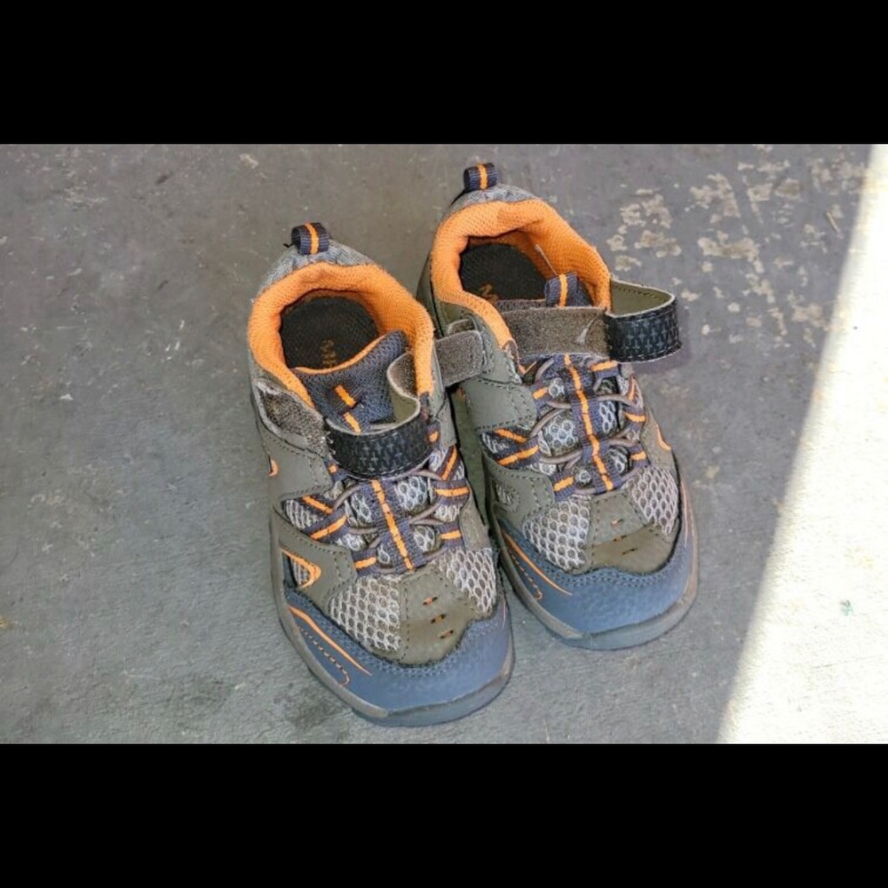 Merrell Hiking Sneaker Toddler Size 8